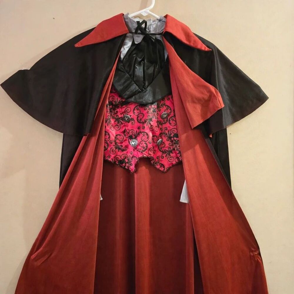 Gothic Vampire Halloween Costume Red Black Cape L 12-14 C211